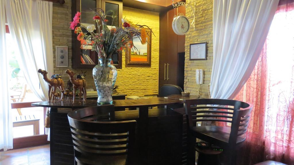 Eagles Rock Guest House Претория Экстерьер фото