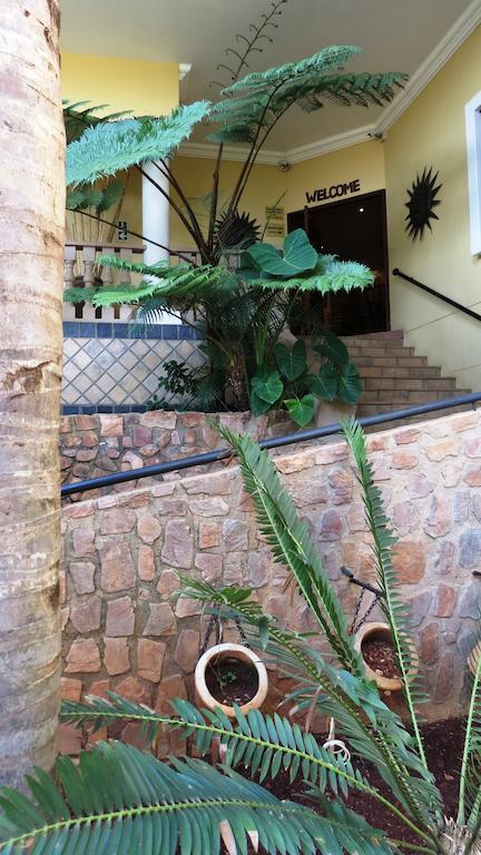 Eagles Rock Guest House Претория Экстерьер фото