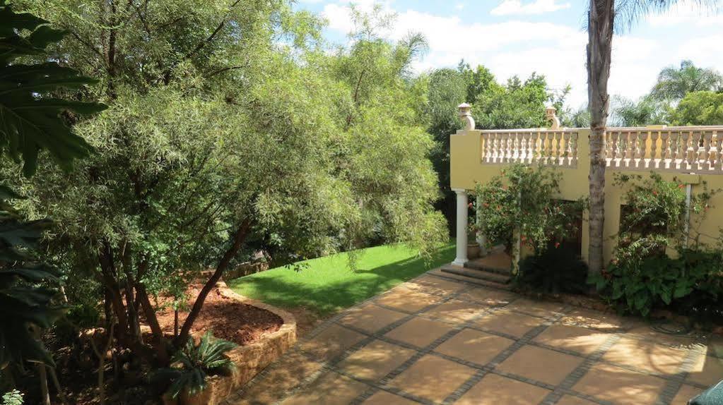 Eagles Rock Guest House Претория Экстерьер фото