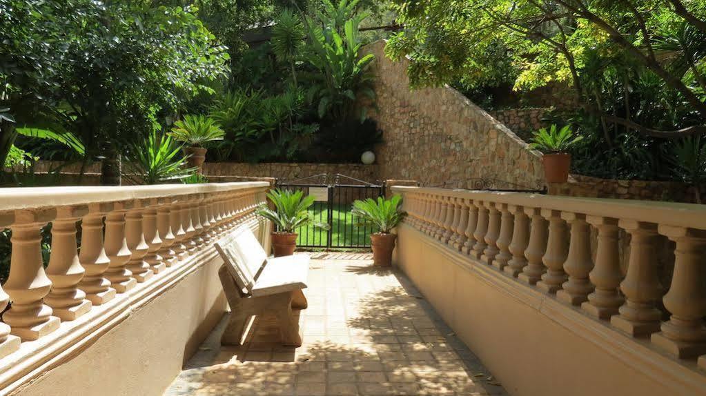 Eagles Rock Guest House Претория Экстерьер фото