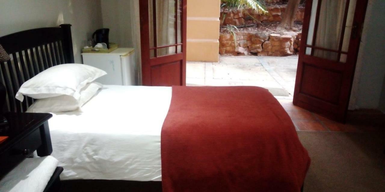 Eagles Rock Guest House Претория Экстерьер фото